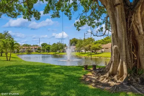 3080 S Oakland Forest Drive Oakland Park FL 33309