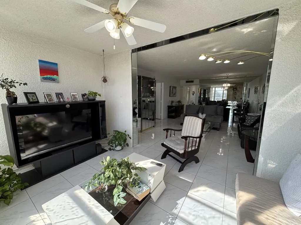 7620 NW 18th Street Margate FL 33063