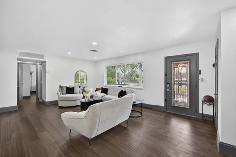 5500 West Place Mangonia Park FL 33407