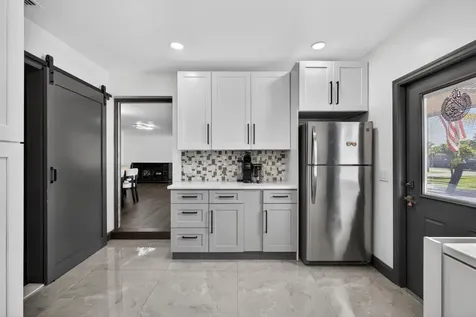5500 West Place Mangonia Park FL 33407