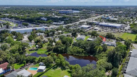 5500 West Place Mangonia Park FL 33407