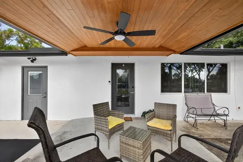 5500 West Place Mangonia Park FL 33407