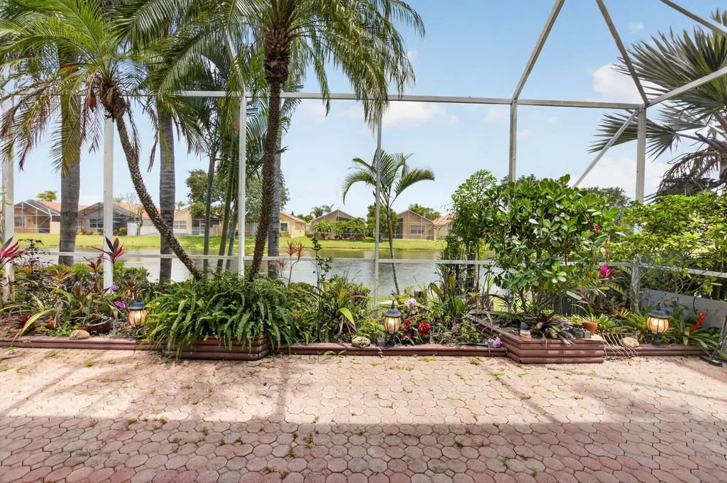7035 Vivaldi Lane Delray Beach FL 33446