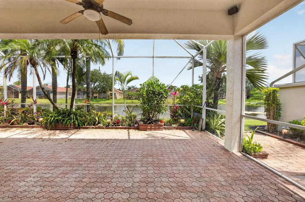 7035 Vivaldi Lane Delray Beach FL 33446