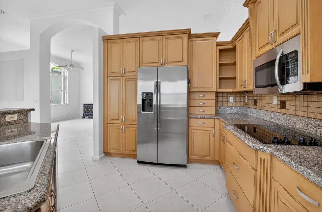 7035 Vivaldi Lane Delray Beach FL 33446