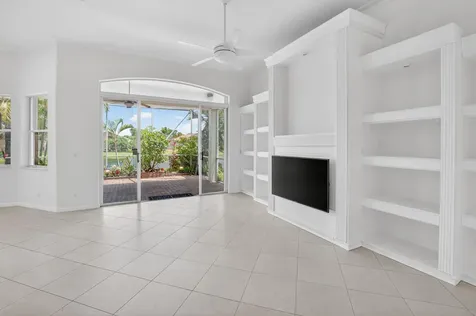 7035 Vivaldi Lane Delray Beach FL 33446
