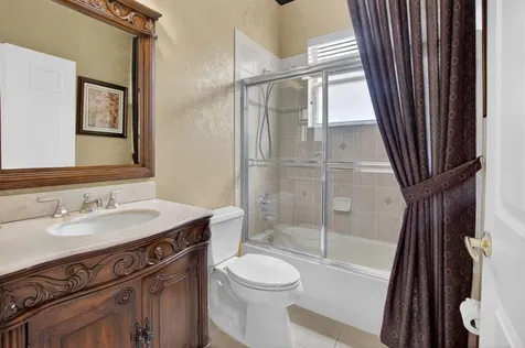 7035 Vivaldi Lane Delray Beach FL 33446