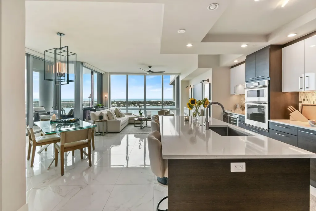 1 Water Club Way North Palm Beach FL 33408