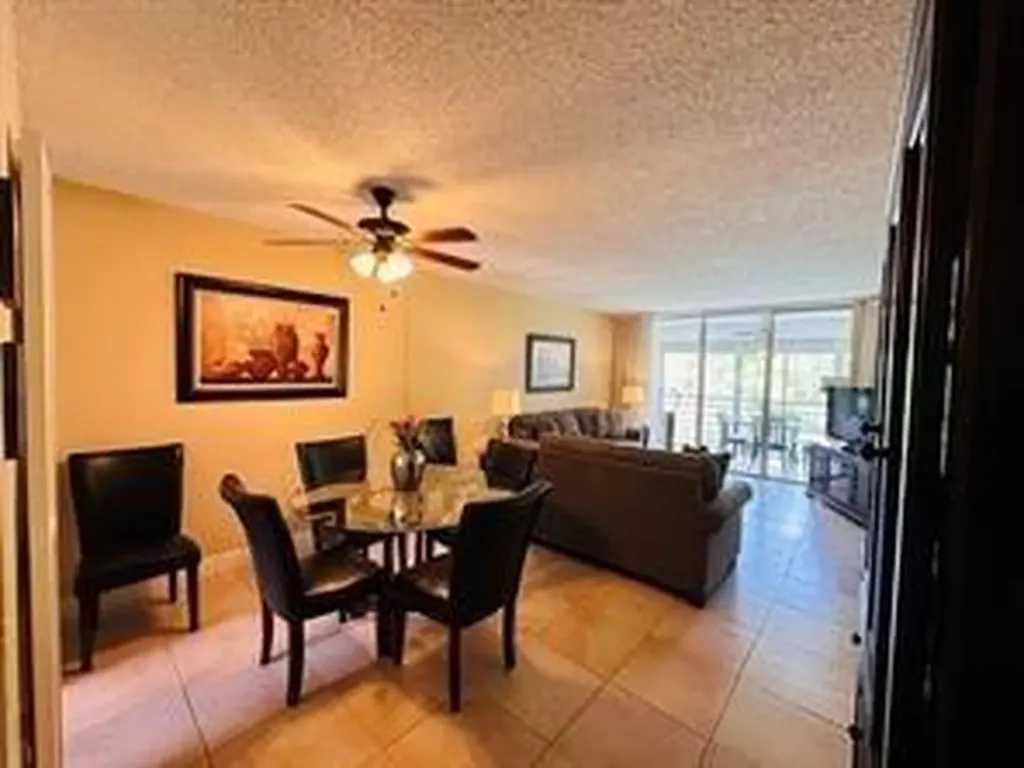 3099 NW 48th Avenue Lauderdale Lakes FL 33313