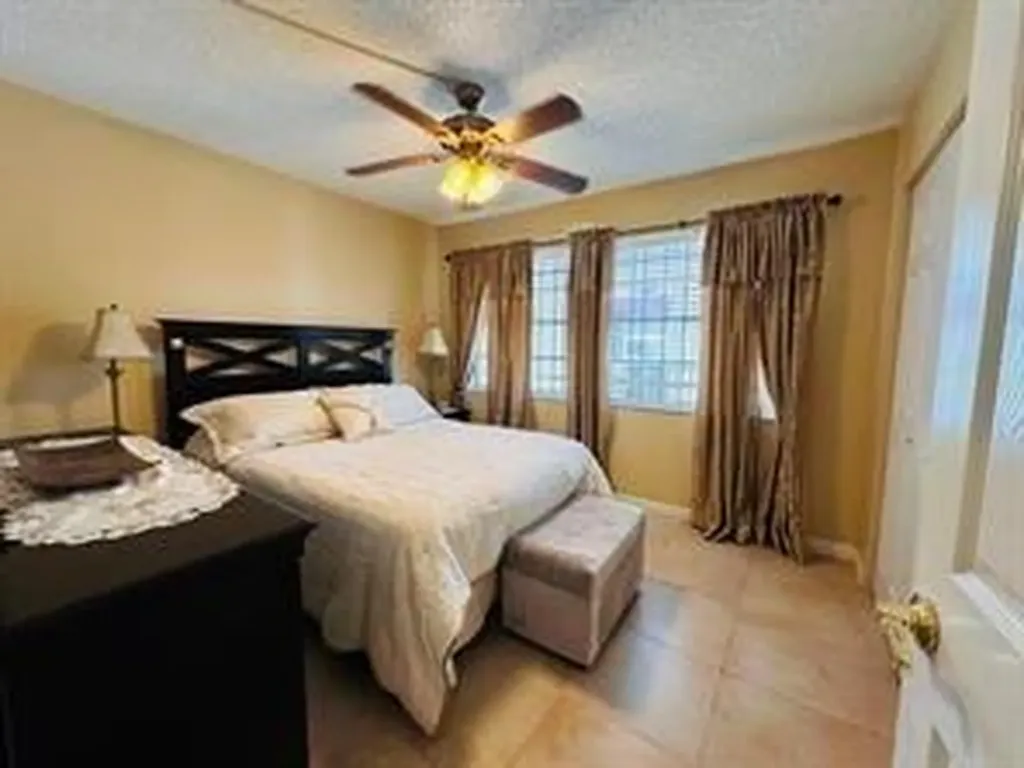 3099 NW 48th Avenue Lauderdale Lakes FL 33313
