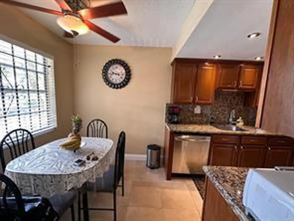 3099 NW 48th Avenue Lauderdale Lakes FL 33313