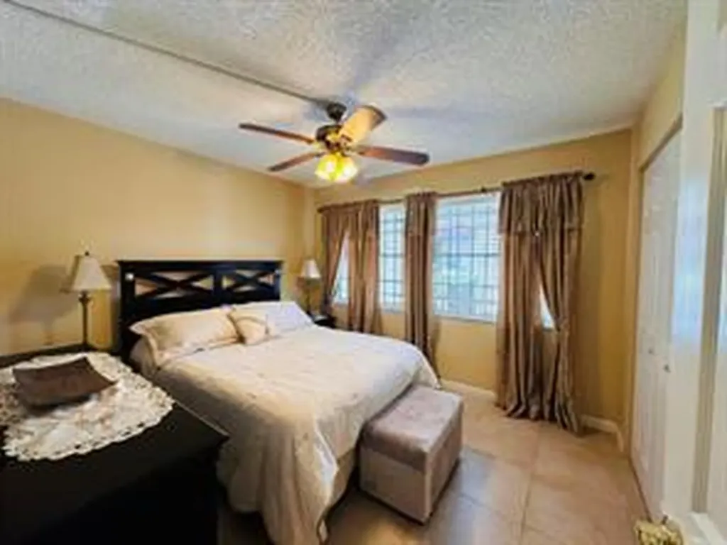 3099 NW 48th Avenue Lauderdale Lakes FL 33313