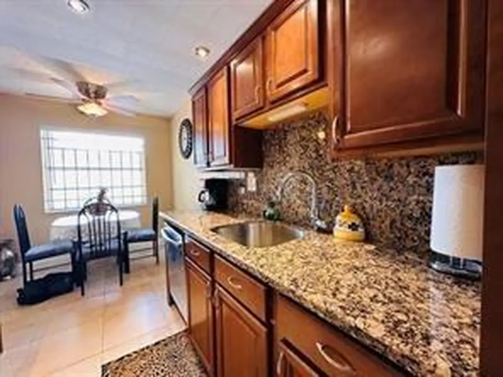 3099 NW 48th Avenue Lauderdale Lakes FL 33313