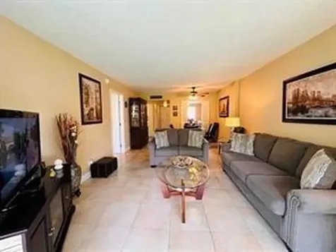 3099 NW 48th Avenue Lauderdale Lakes FL 33313