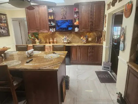 3300 NW 41st Street Lauderdale Lakes FL 33309