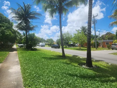 3300 NW 41st Street Lauderdale Lakes FL 33309