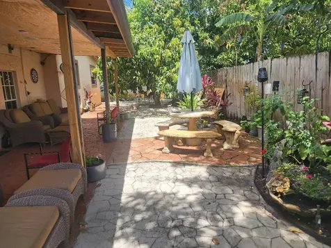 3300 NW 41st Street Lauderdale Lakes FL 33309