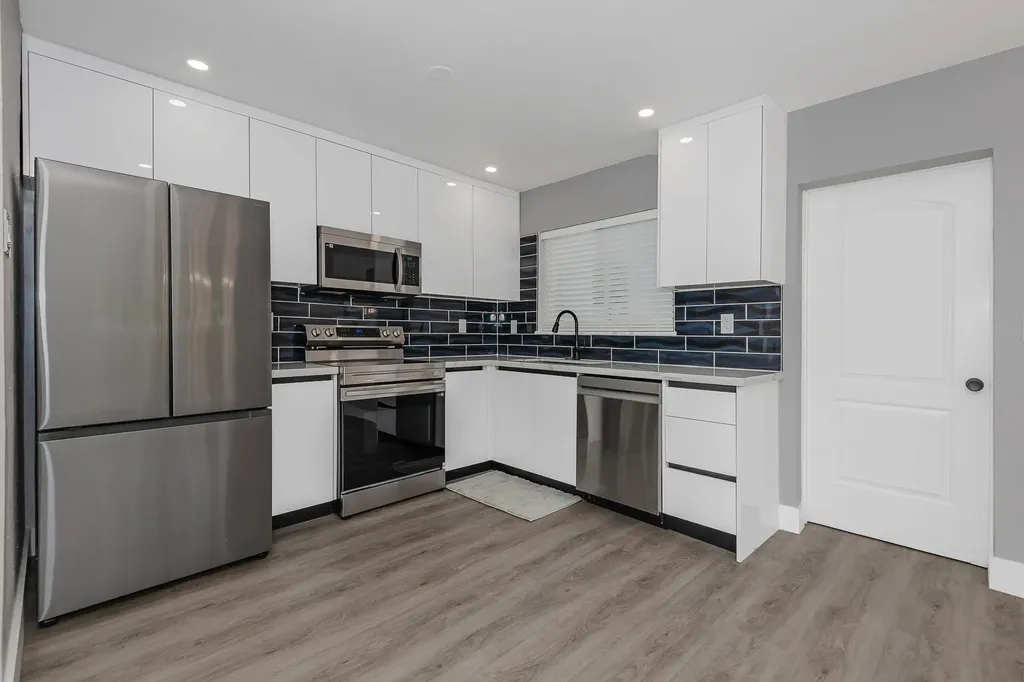 2733 NE 6th Avenue Wilton Manors FL 33334
