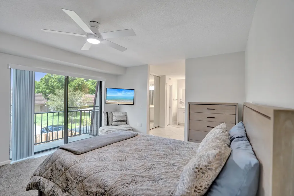 1126 11th Lane Palm Beach Gardens FL 33418