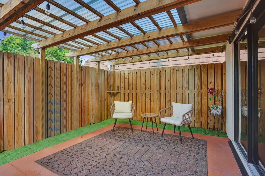 1126 11th Lane Palm Beach Gardens FL 33418