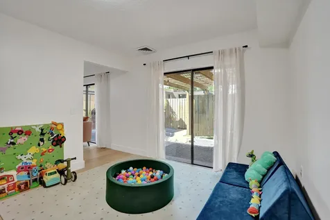 1126 11th Lane Palm Beach Gardens FL 33418