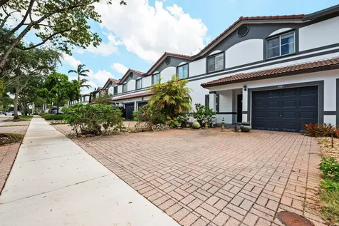 2481 NW 98th Lane Sunrise FL 33322