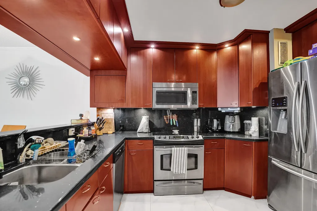 3000 E Sunrise Boulevard Fort Lauderdale FL 33304