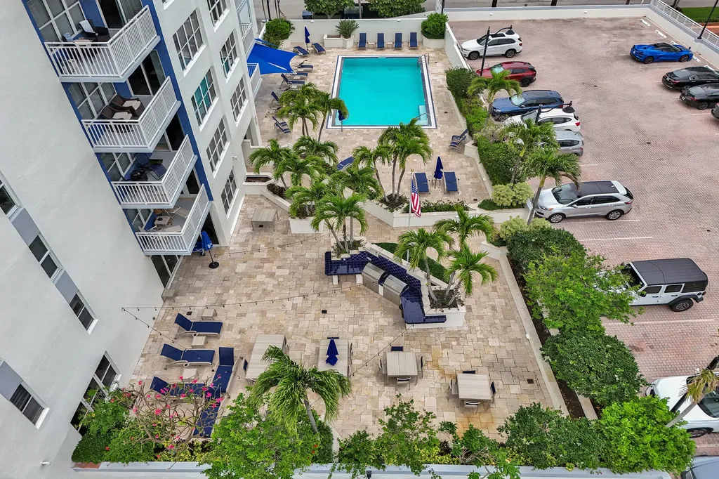 3000 E Sunrise Boulevard Fort Lauderdale FL 33304