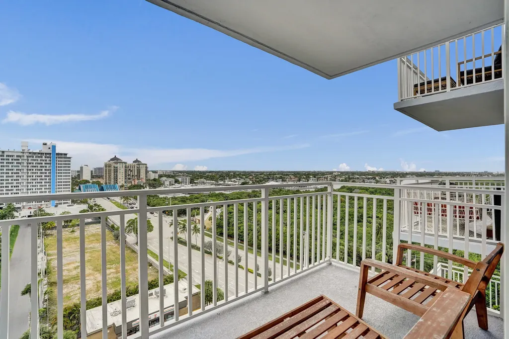 3000 E Sunrise Boulevard Fort Lauderdale FL 33304