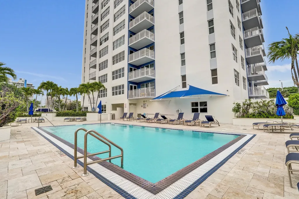3000 E Sunrise Boulevard Fort Lauderdale FL 33304