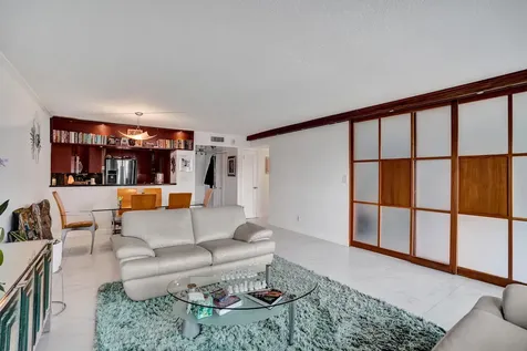 3000 E Sunrise Boulevard Fort Lauderdale FL 33304