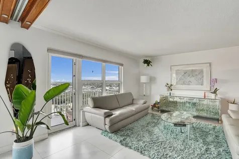 3000 E Sunrise Boulevard Fort Lauderdale FL 33304