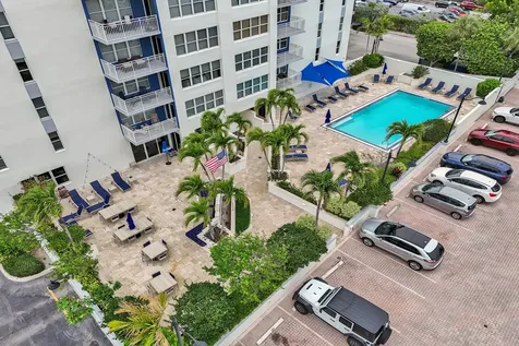 3000 E Sunrise Boulevard Fort Lauderdale FL 33304