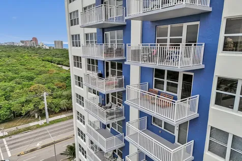 3000 E Sunrise Boulevard Fort Lauderdale FL 33304