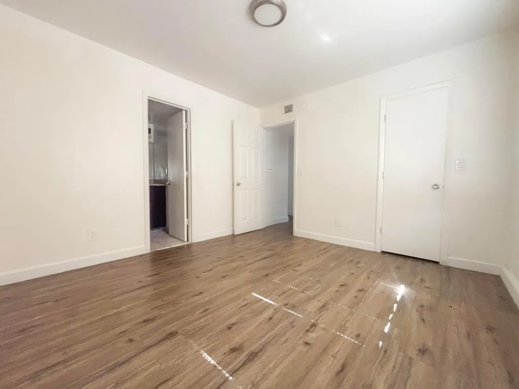 4163 NW 114th Terrace Coral Springs FL 33065