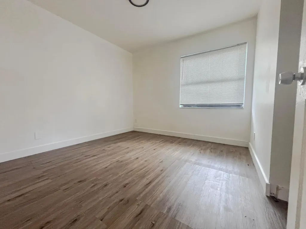 4163 NW 114th Terrace Coral Springs FL 33065