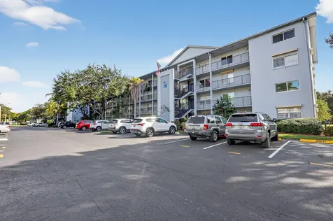 12500 SW 6th Street Pembroke Pines FL 33027
