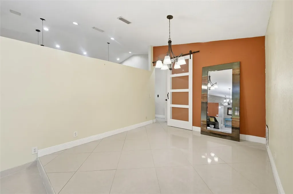 10949 NW 1st Manor Coral Springs FL 33071