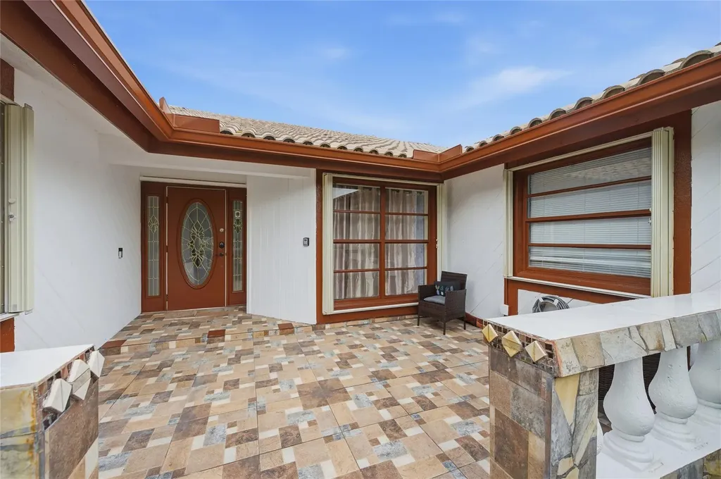 10949 NW 1st Manor Coral Springs FL 33071