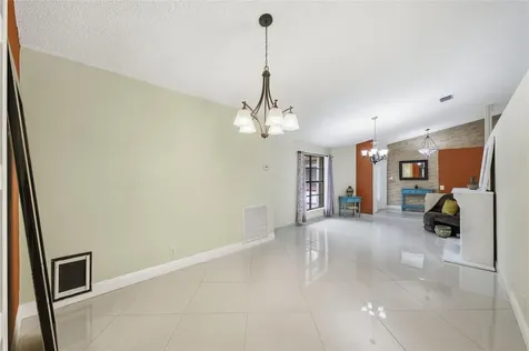 10949 NW 1st Manor Coral Springs FL 33071