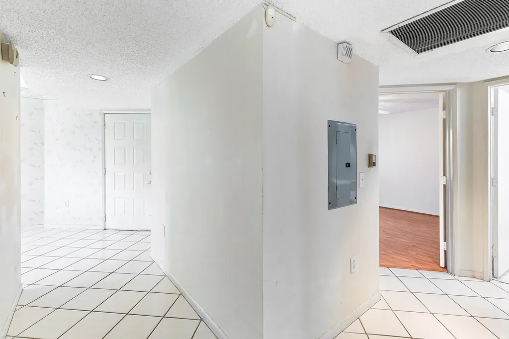 13701 SW 12th Street Pembroke Pines FL 33027