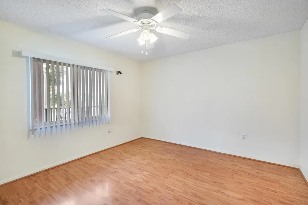 13701 SW 12th Street Pembroke Pines FL 33027