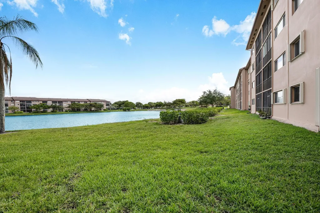 13701 SW 12th Street Pembroke Pines FL 33027