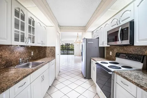 13701 SW 12th Street Pembroke Pines FL 33027