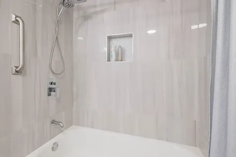 3661 Via Poinciana Greenacres FL 33467