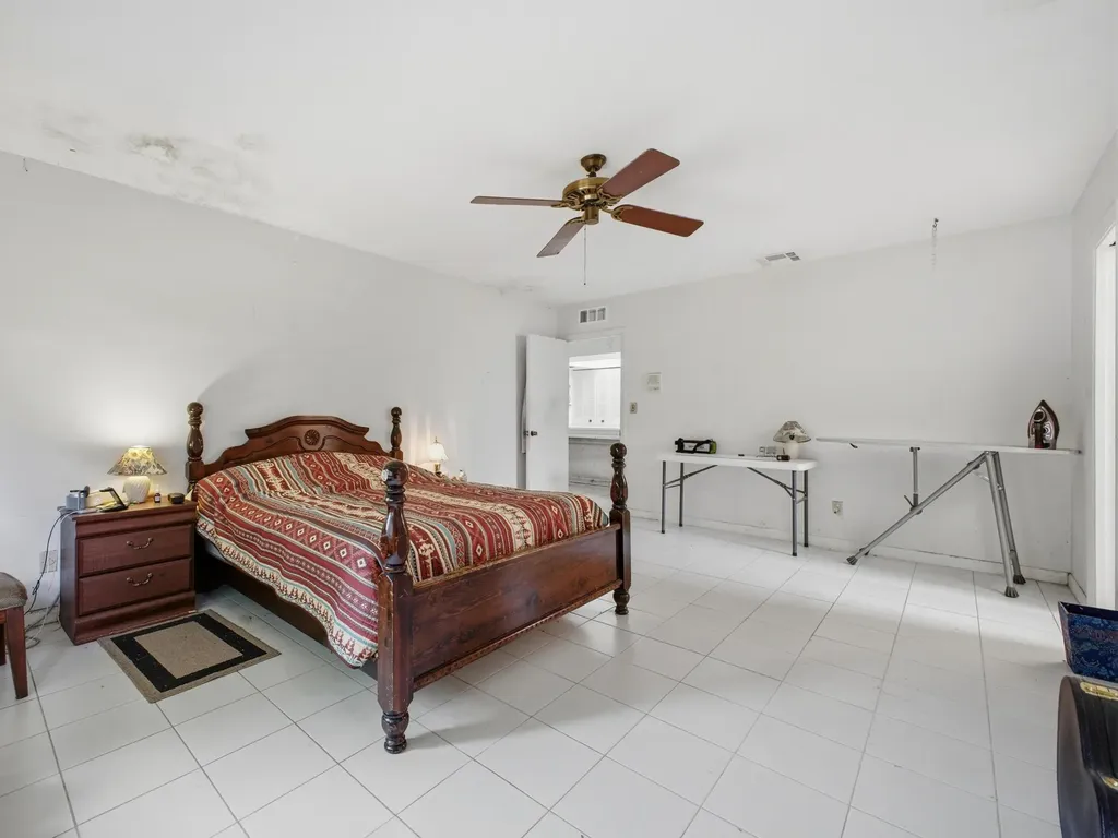 10325 NW 42nd Drive Coral Springs FL 33065