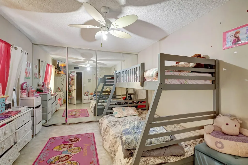 5852 SE Riverboat Drive Stuart FL 34997