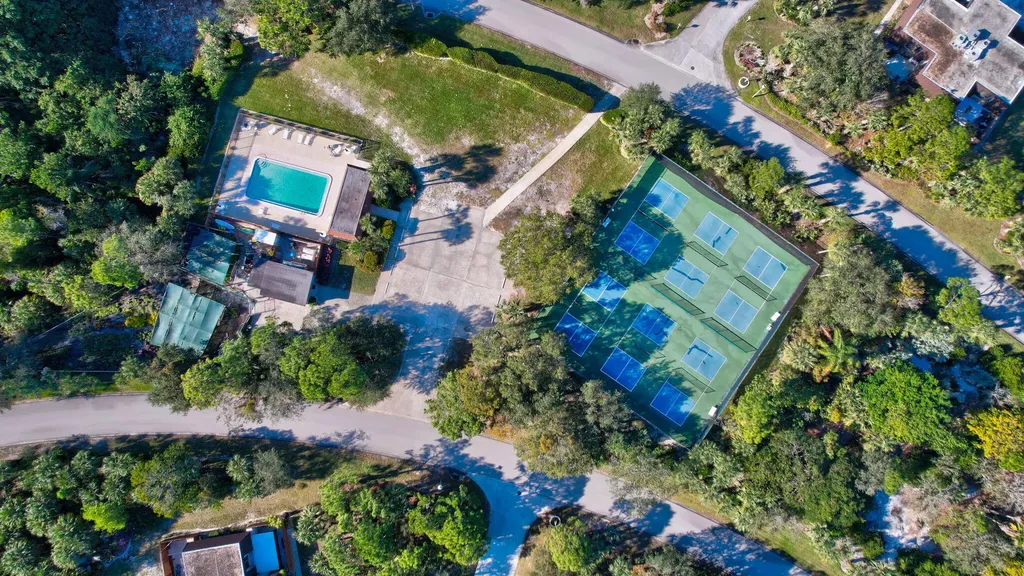 5852 SE Riverboat Drive Stuart FL 34997