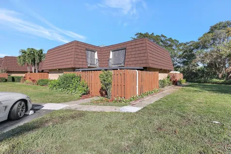 5852 SE Riverboat Drive Stuart FL 34997