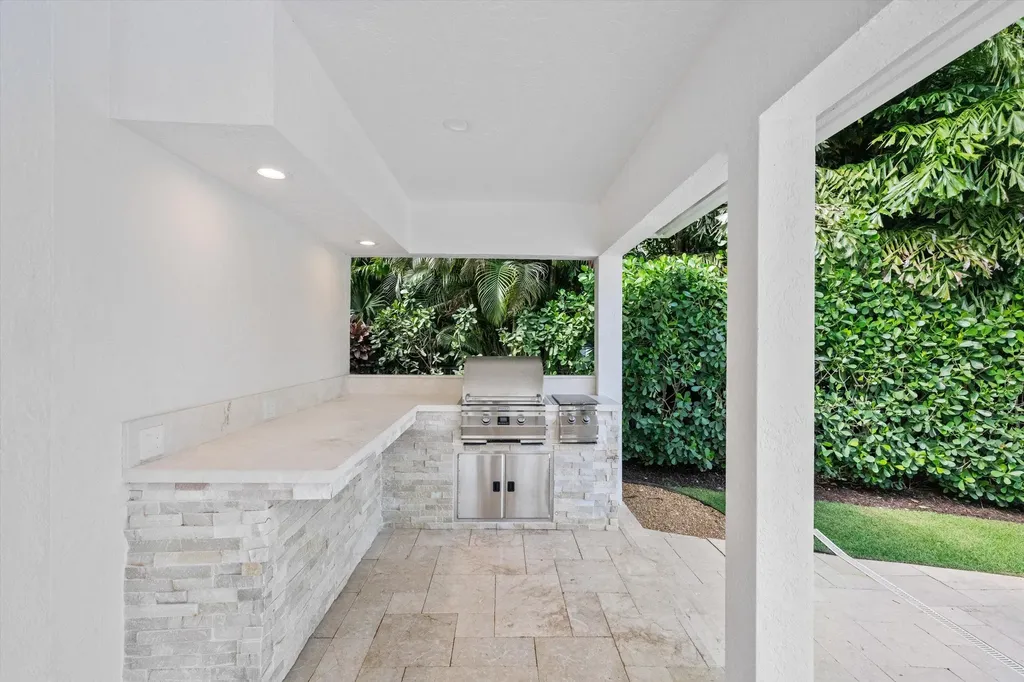 2432 Golf Brook Drive Wellington FL 33414